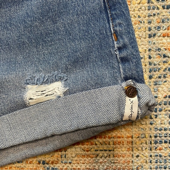 One Teaspoon High Rise Bandit Cuffed Jean Shorts Size 27 1.5in Inseam Booty - Picture 6 of 11